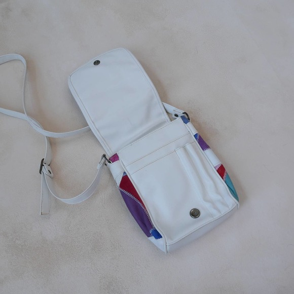 White Leather Crossbody Vintage Patchwork Multi-Color Flap-Over Snap Closure - Picture 2 of 9